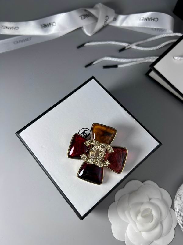 Chanel Brooch 1lyx17 (5)